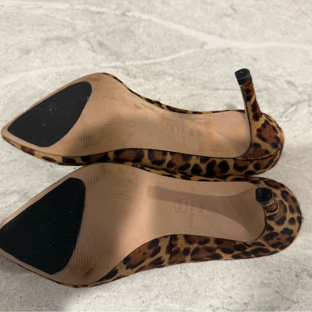 Ann Taylor Leopard Print Calfskin Heels - Picture 5 of 6